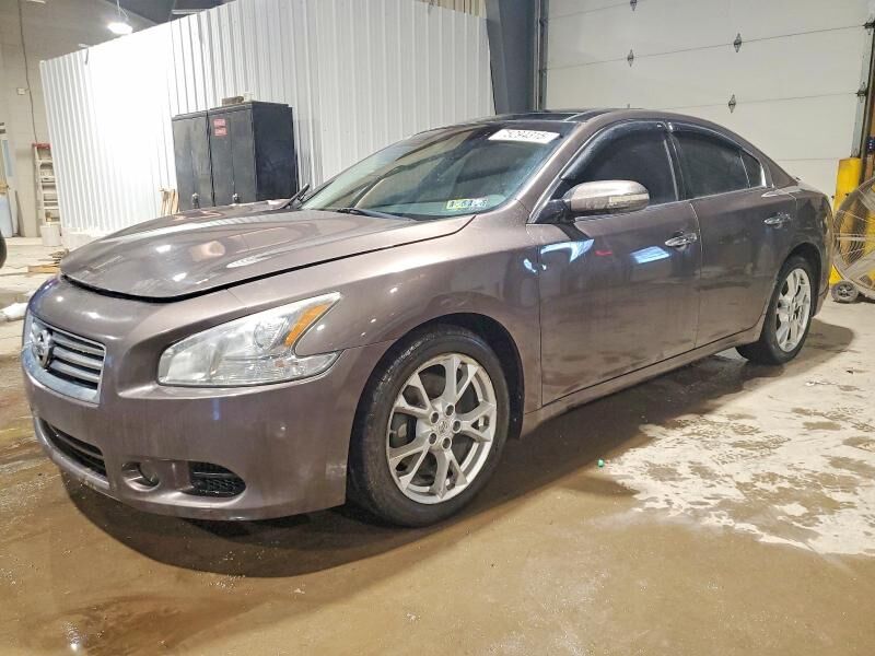 Nissan Maxima