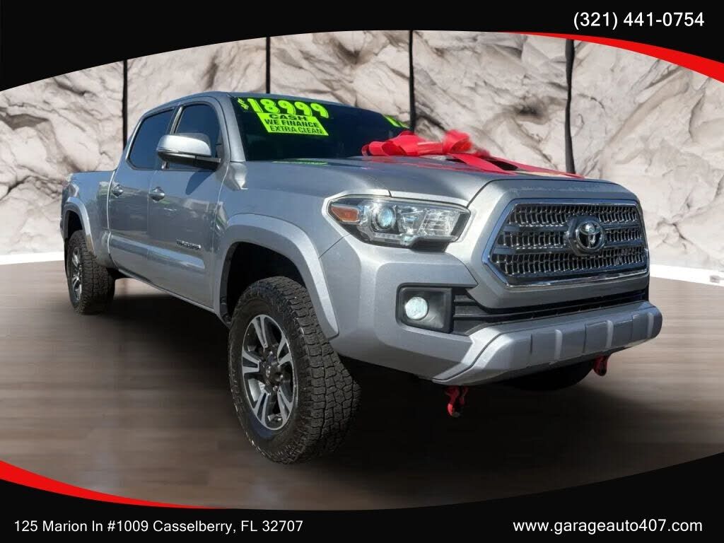 2017 TOYOTA Tacoma
