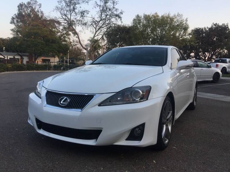 2012 LEXUS IS