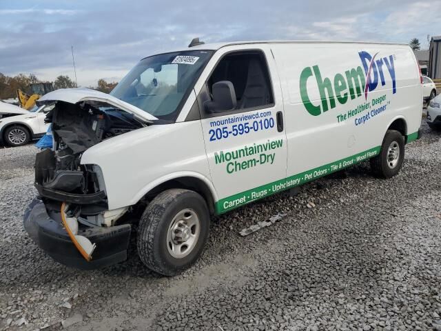 2022 CHEVROLET Express