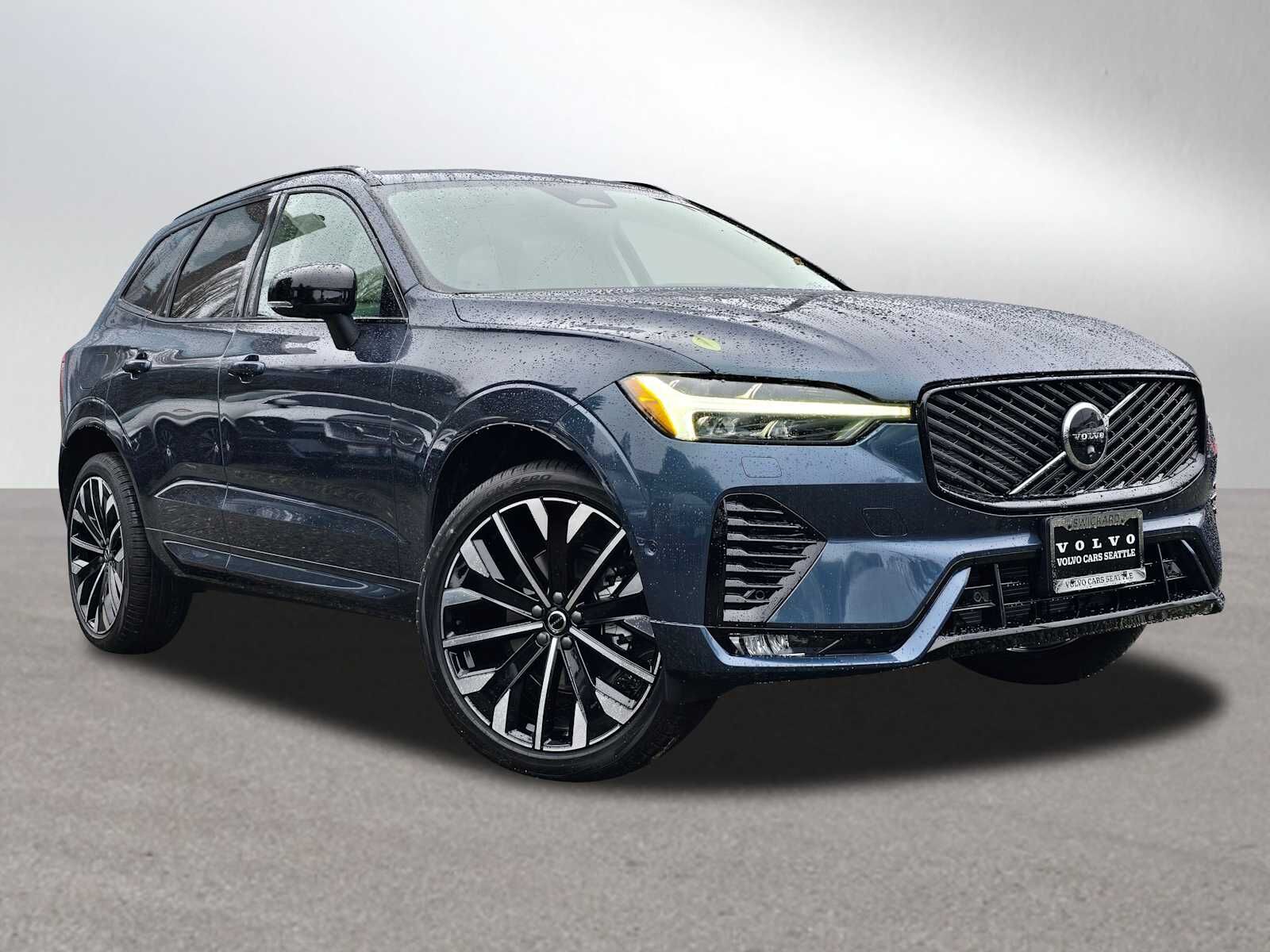 2026 VOLVO XC60
