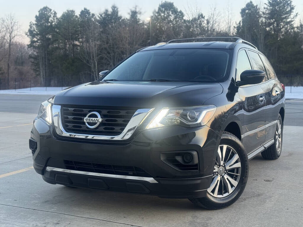 2020 NISSAN Pathfinder