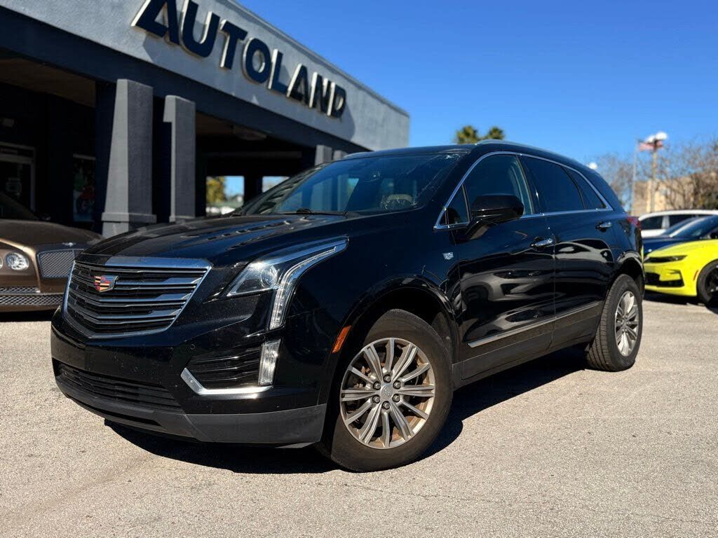 2017 CADILLAC XT5