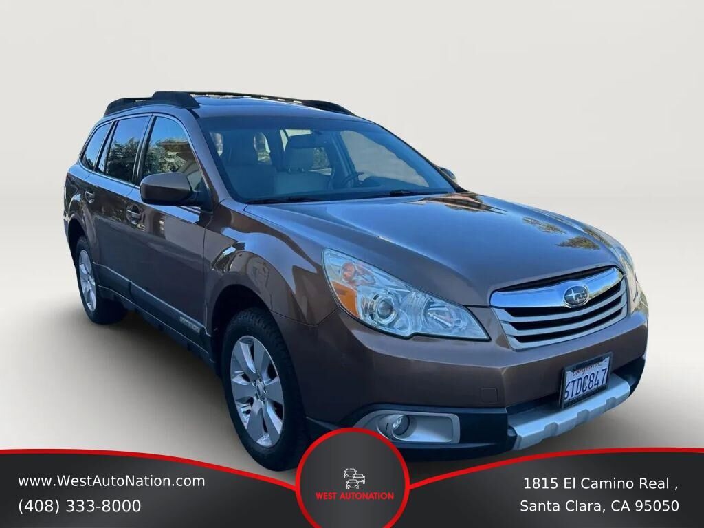 2011 SUBARU Outback