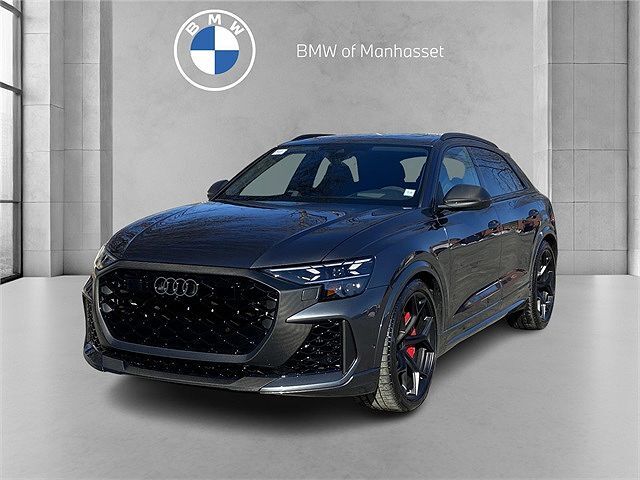 2025 AUDI RS Q8