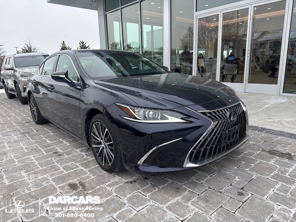 2023 LEXUS ES