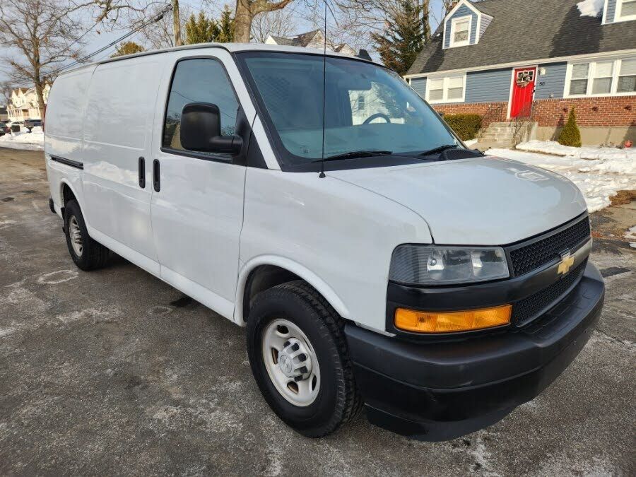 2019 CHEVROLET Express
