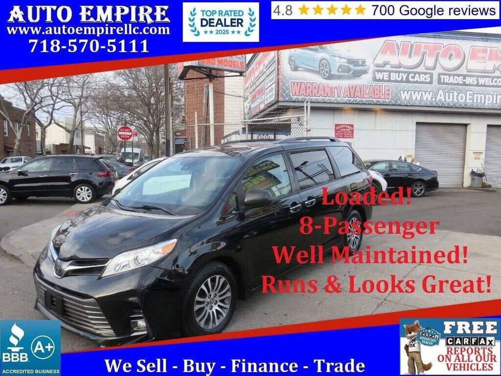 2019 TOYOTA Sienna