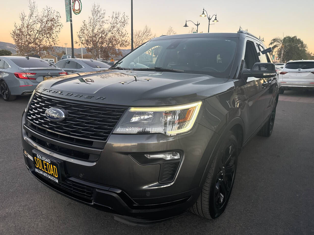 2019 FORD Explorer
