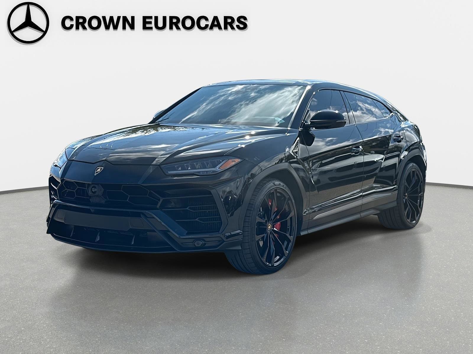 2022 LAMBORGHINI URUS