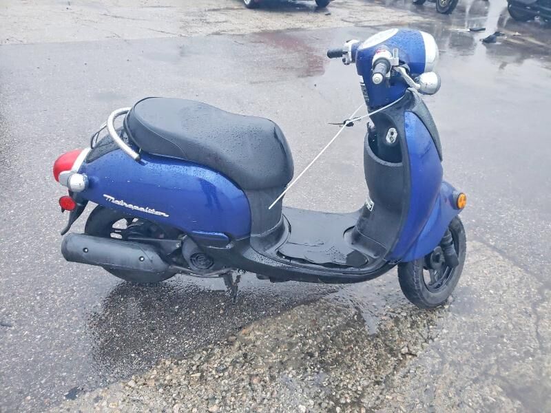 2015 HONDA METROPOLITAN