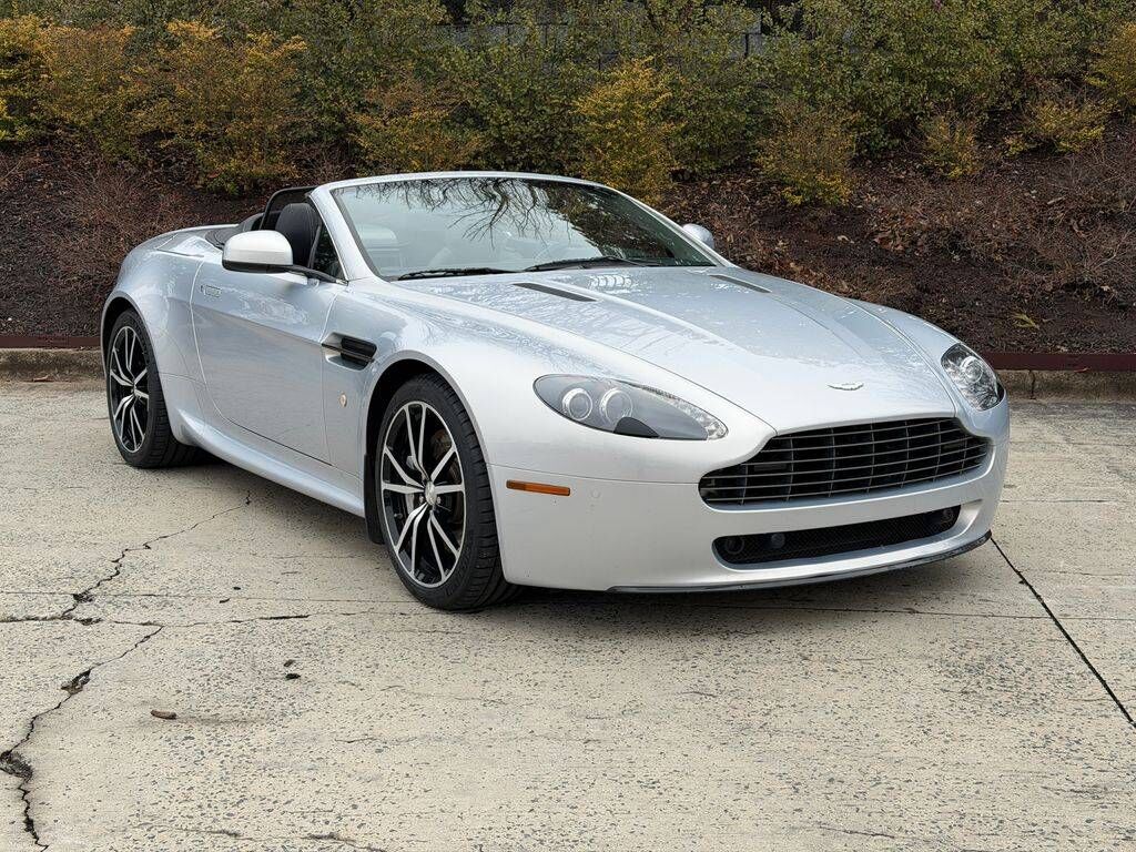 2011 ASTON MARTIN V8 Vantage