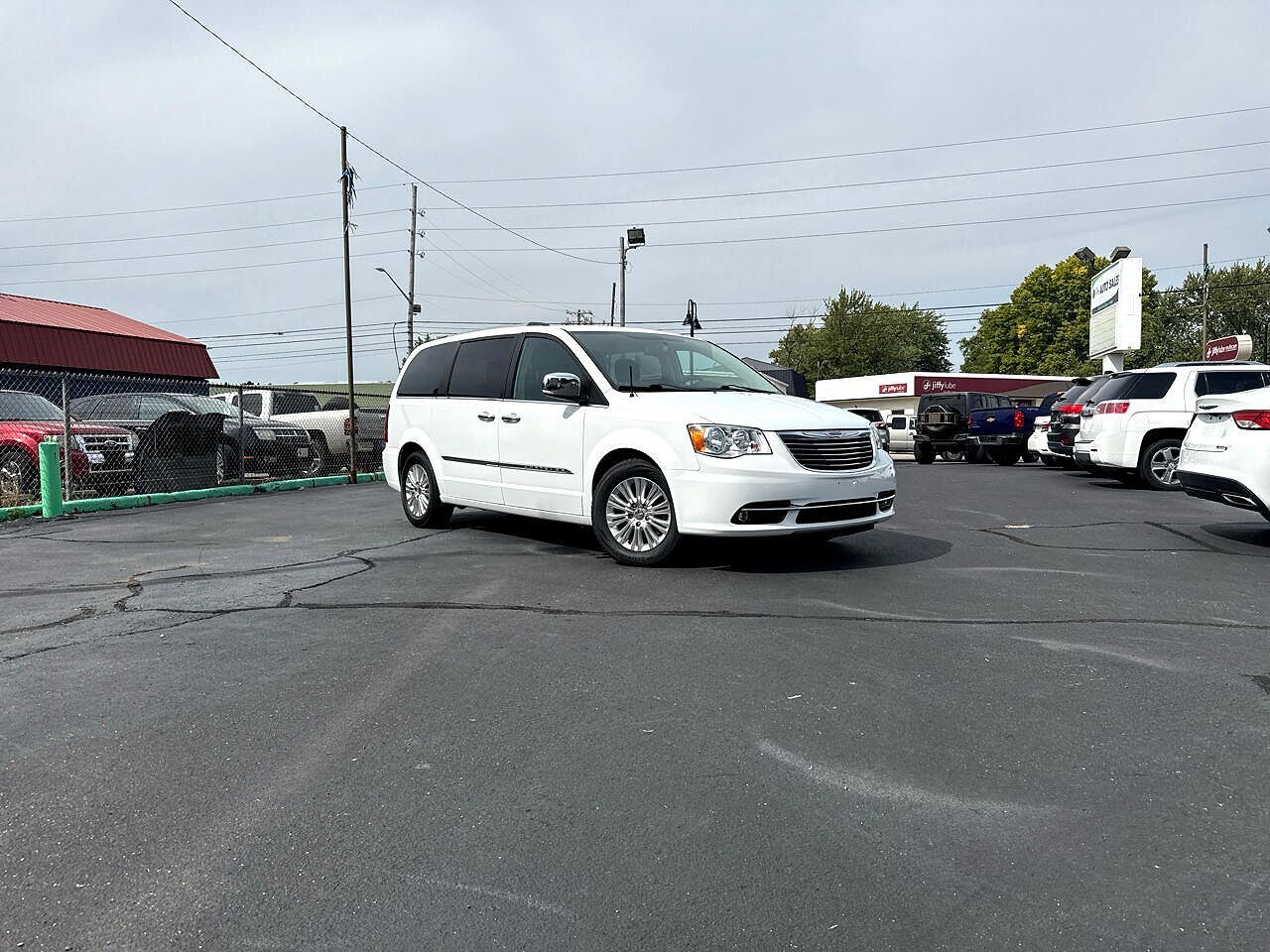 2016 CHRYSLER Town and Country