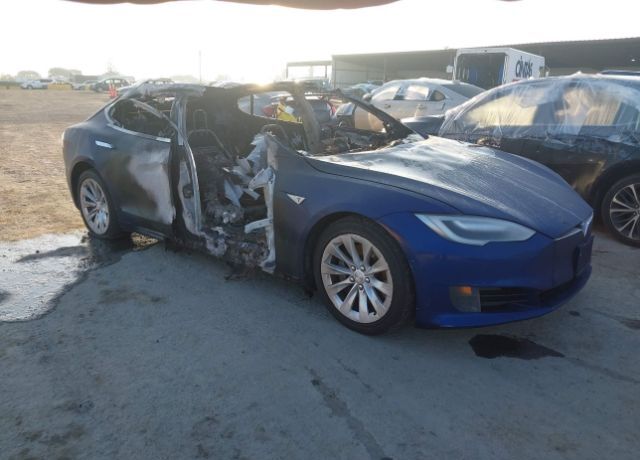 2016 TESLA Model S