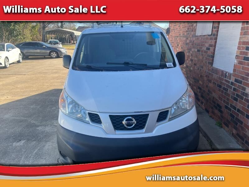 2015 NISSAN NV200