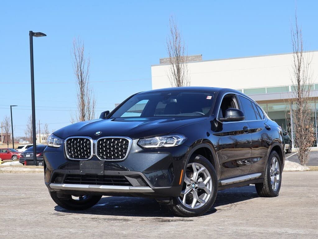 2025 BMW X4