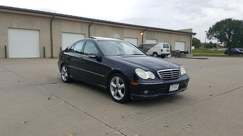 2005 MERCEDES-BENZ C-Class