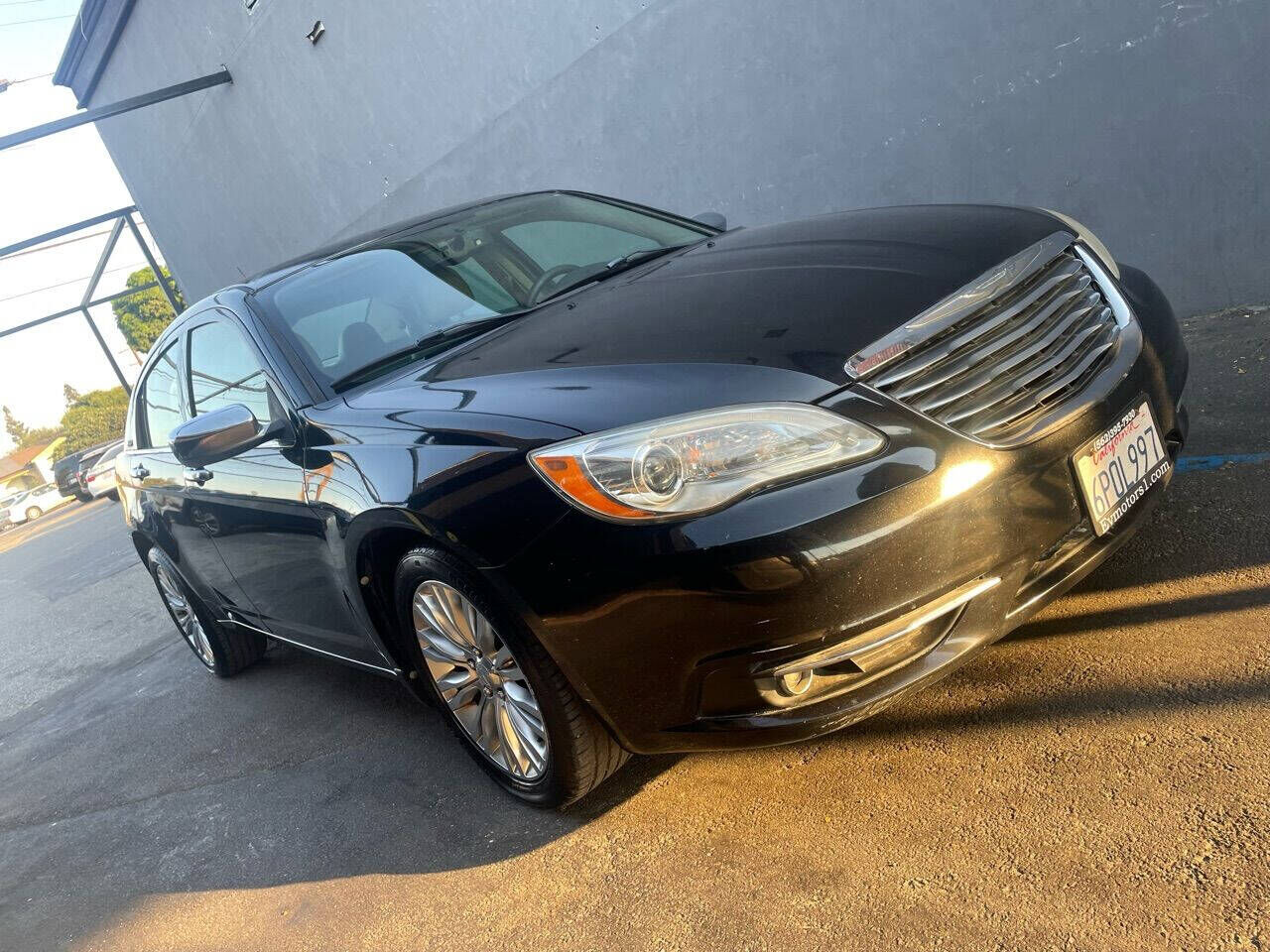 2011 CHRYSLER 200