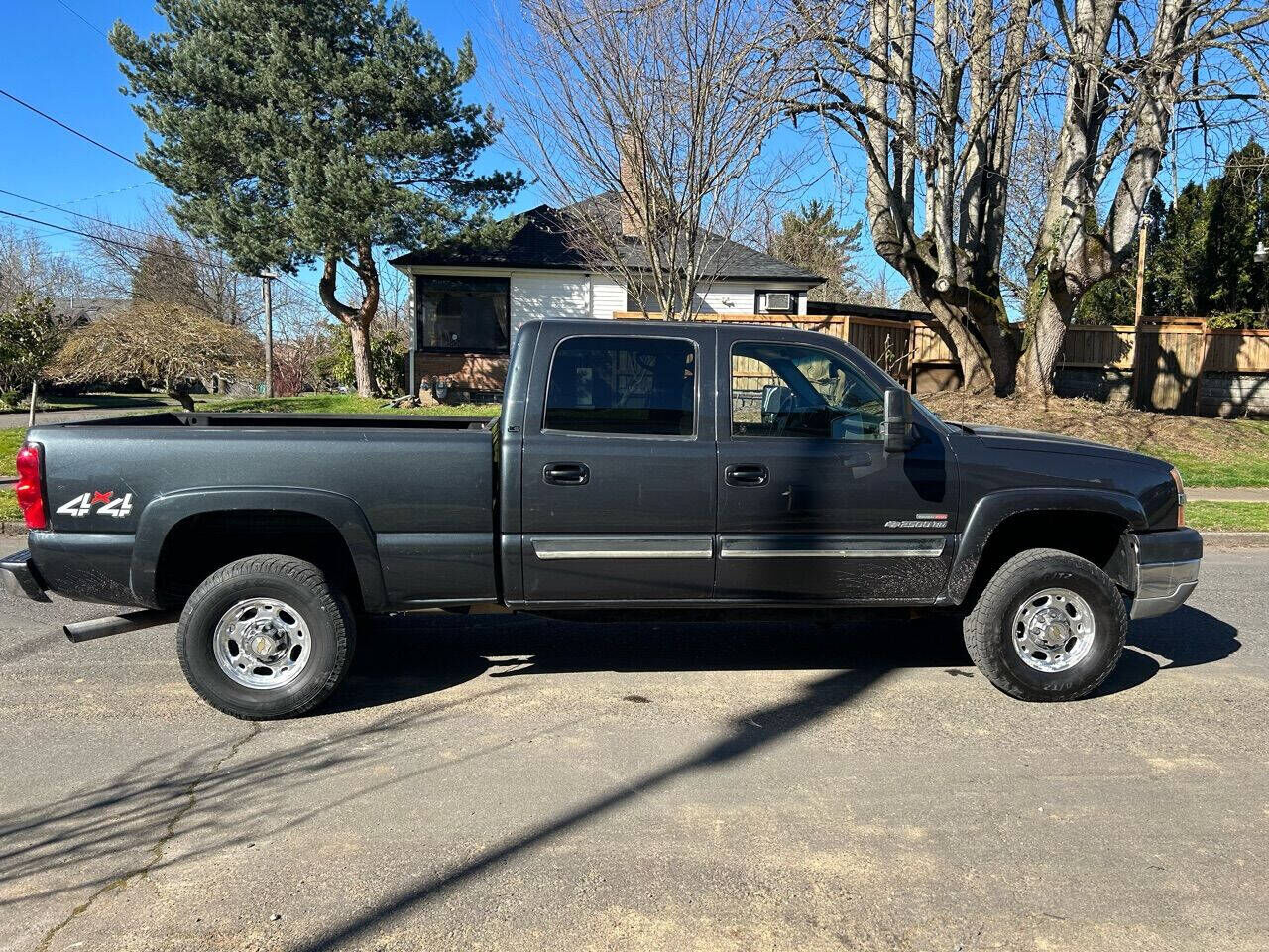2004 CHEVROLET Silverado