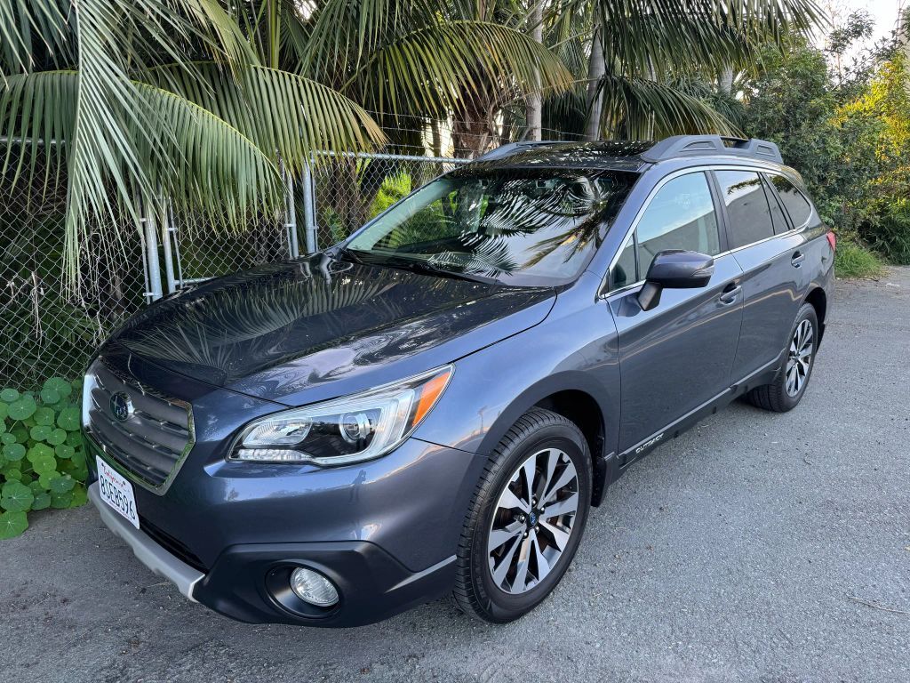 2017 SUBARU Outback