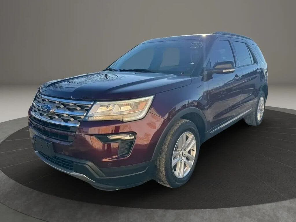 2018 FORD Explorer
