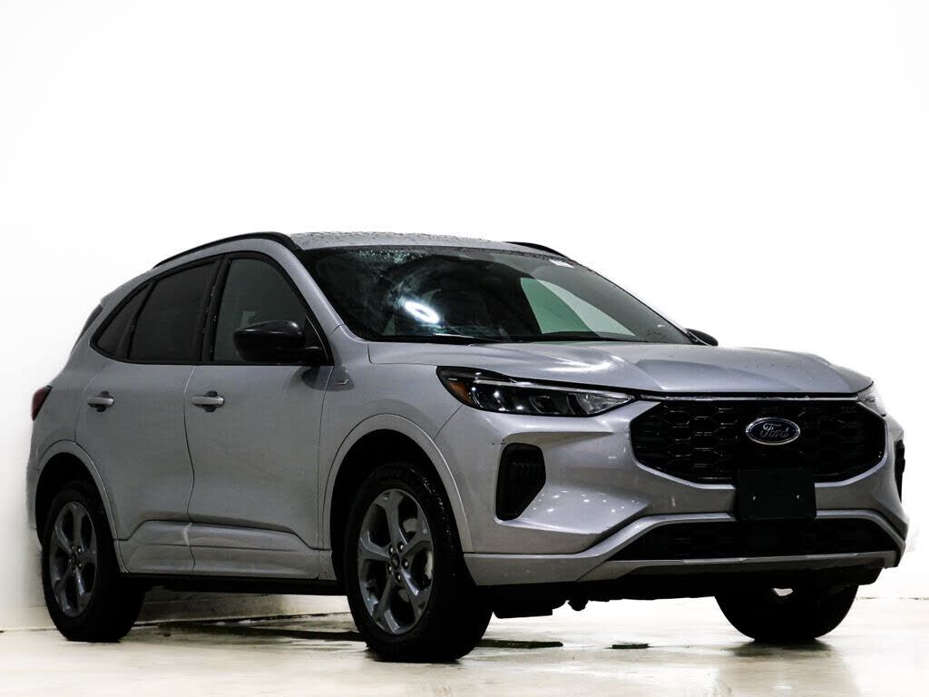 2024 FORD Escape