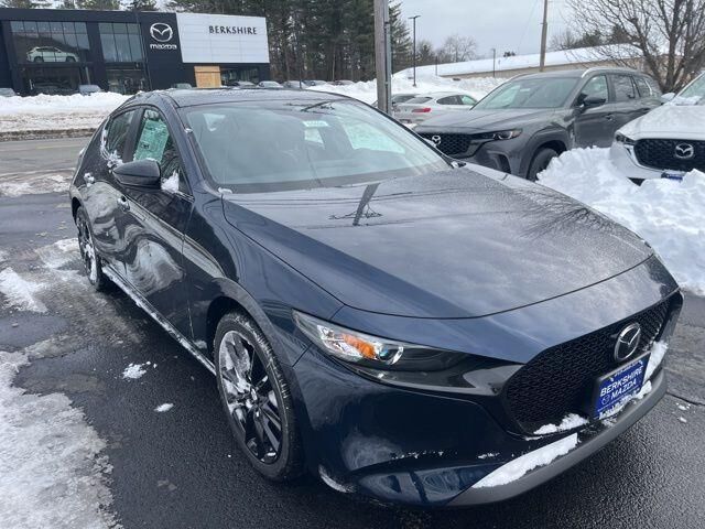 2026 MAZDA Mazda3