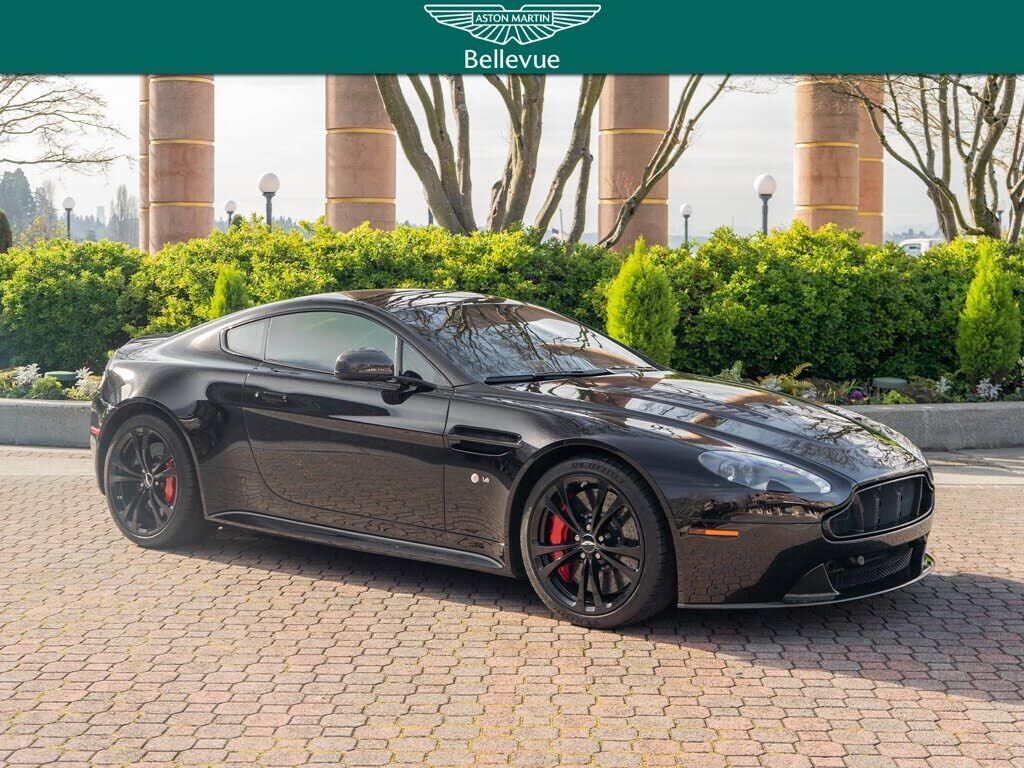2015 ASTON MARTIN V12 Vantage