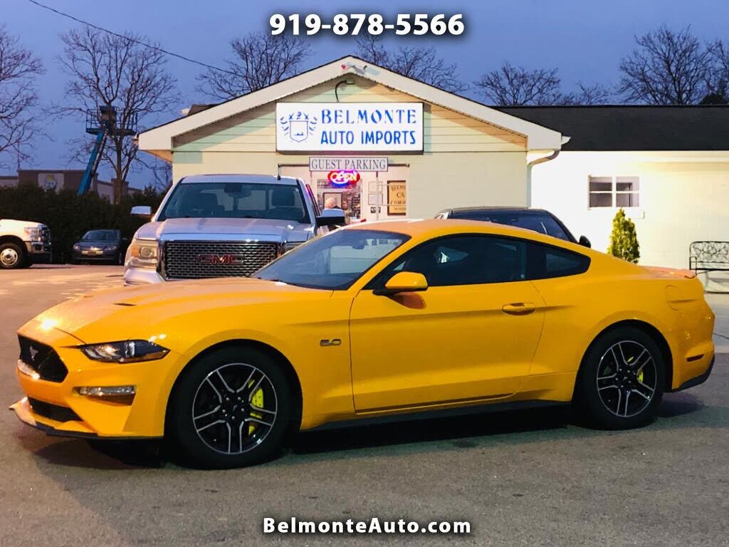 2019 FORD Mustang
