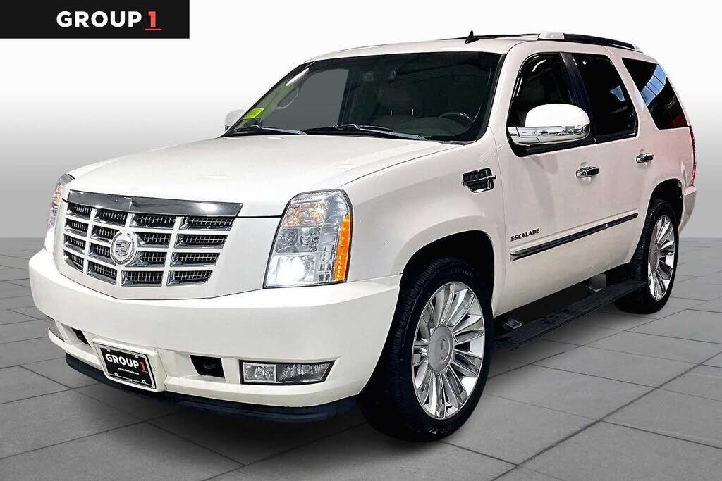 2011 CADILLAC Escalade