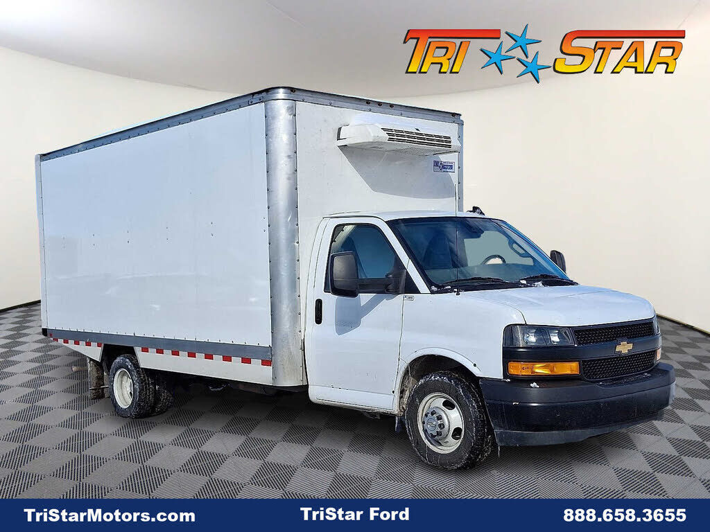 2024 CHEVROLET Express