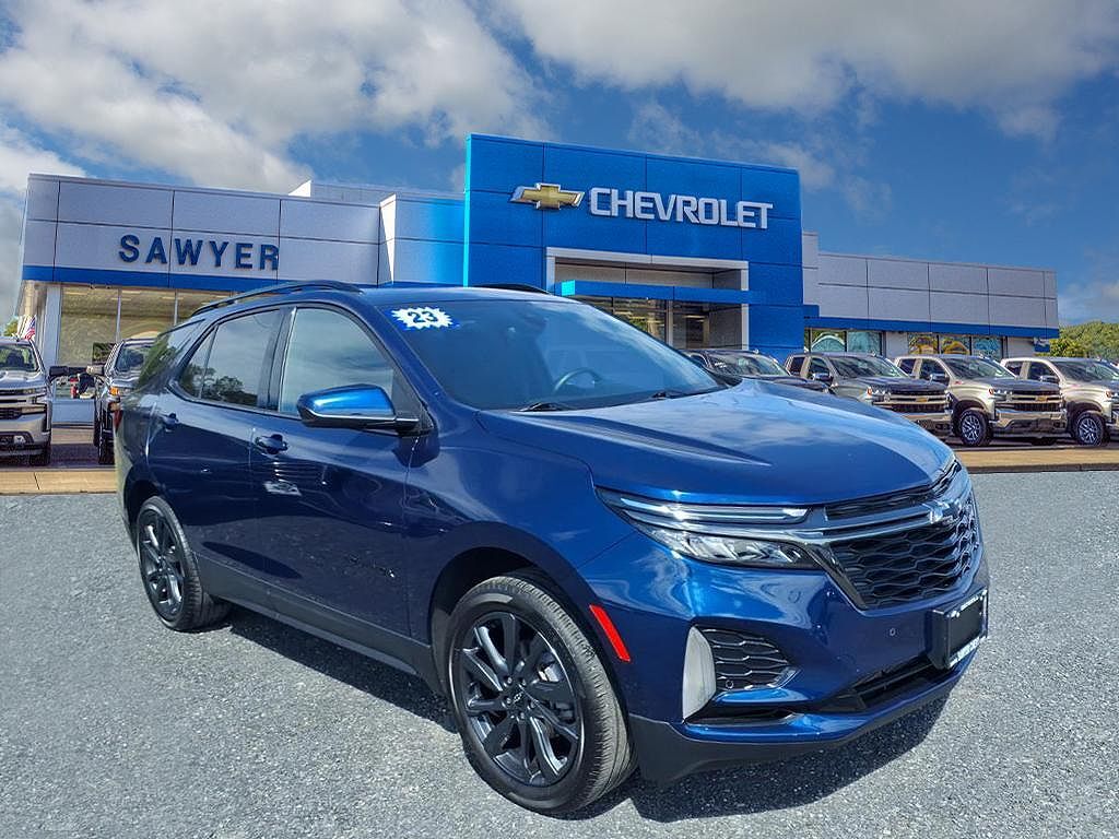 2023 CHEVROLET Equinox