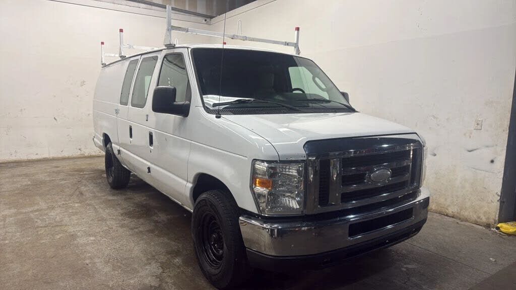 2014 FORD E-250