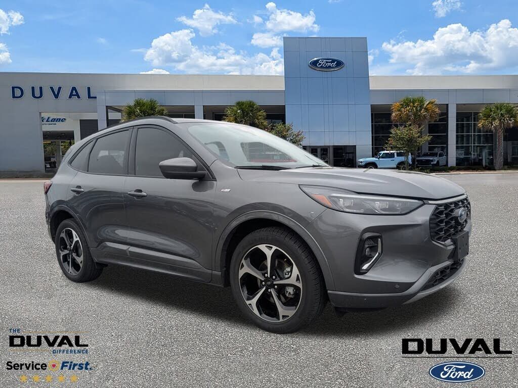 2023 FORD Escape