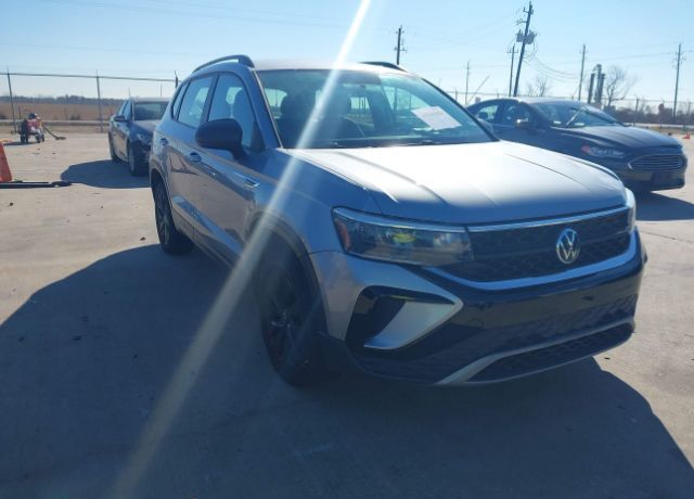 2022 VOLKSWAGEN Taos