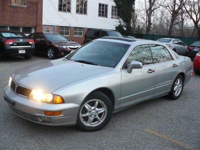 Mitsubishi Diamante