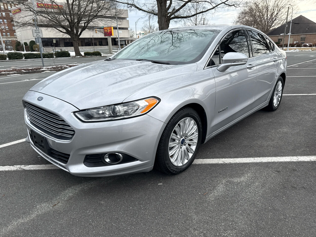 2016 FORD Fusion