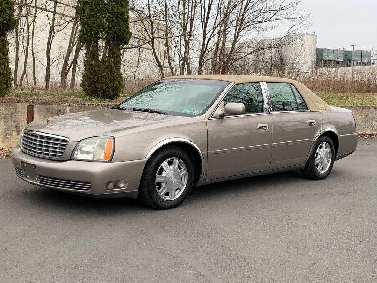 2004 CADILLAC Deville