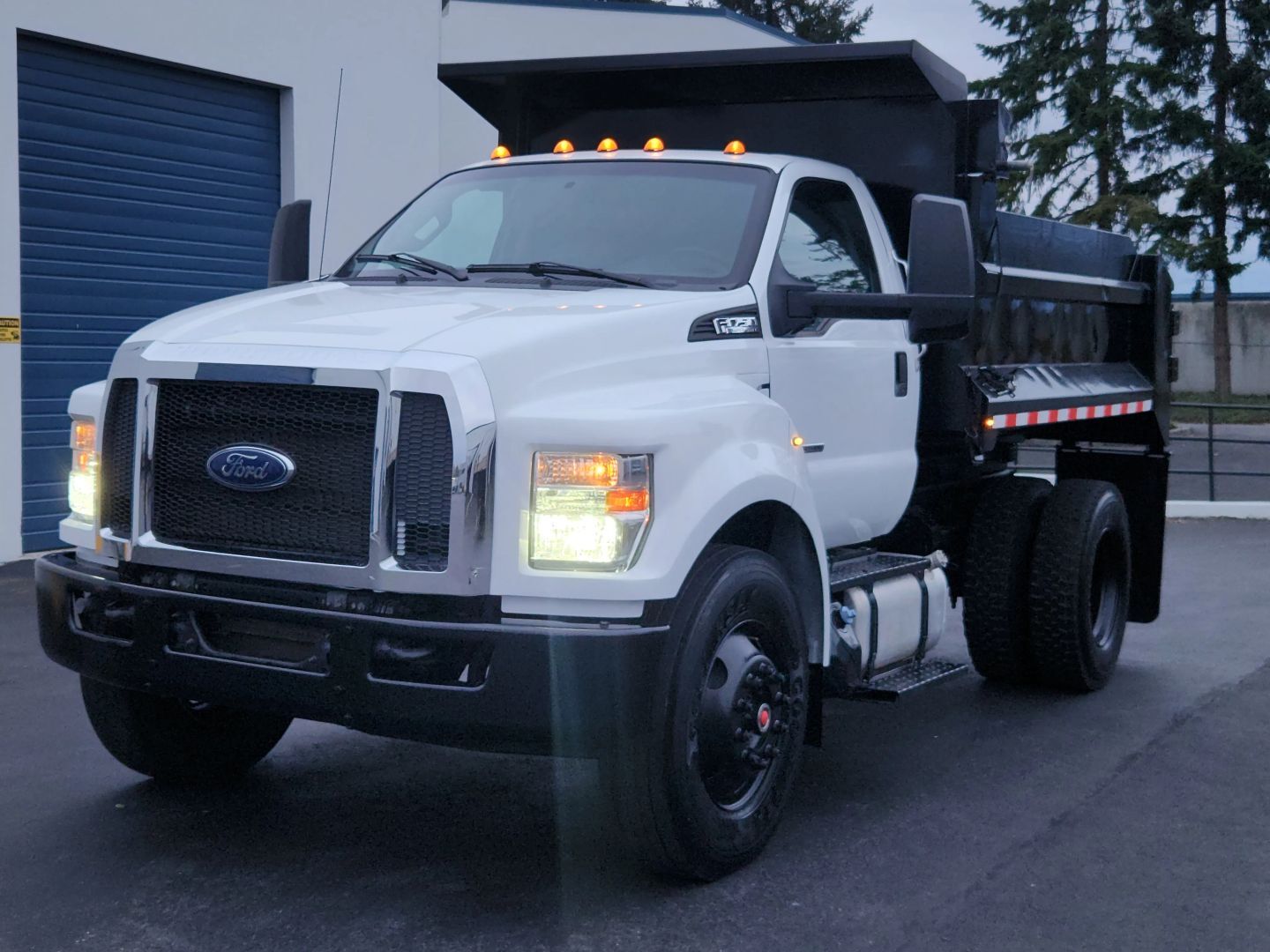 Ford F-750