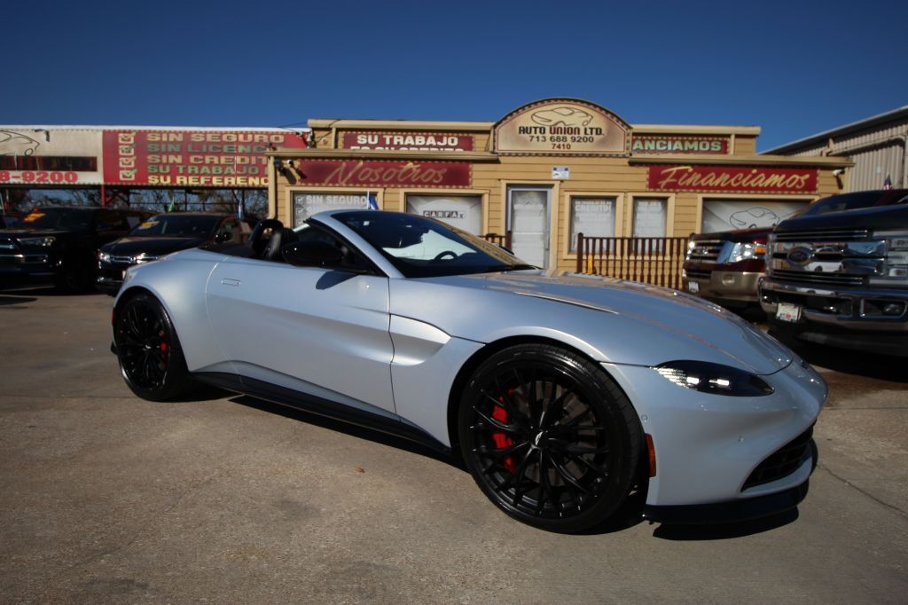 2022 ASTON MARTIN Vantage