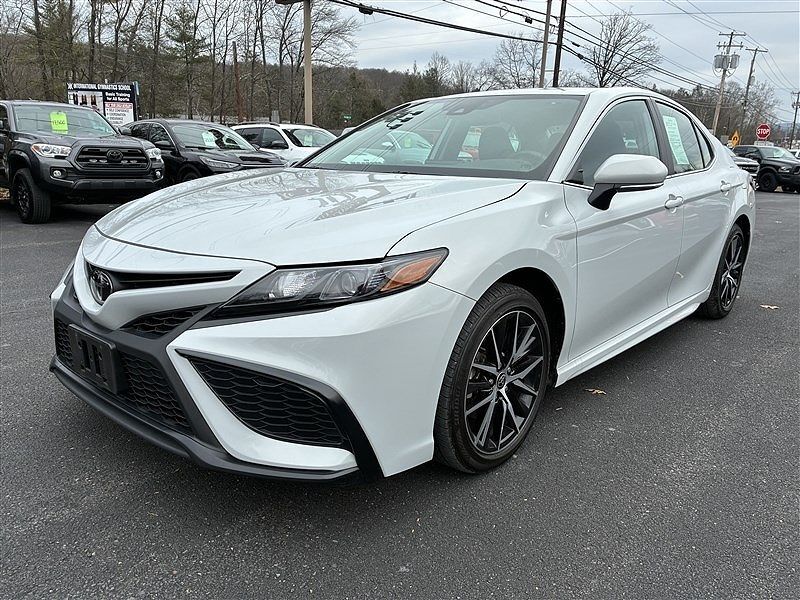 2024 TOYOTA Camry