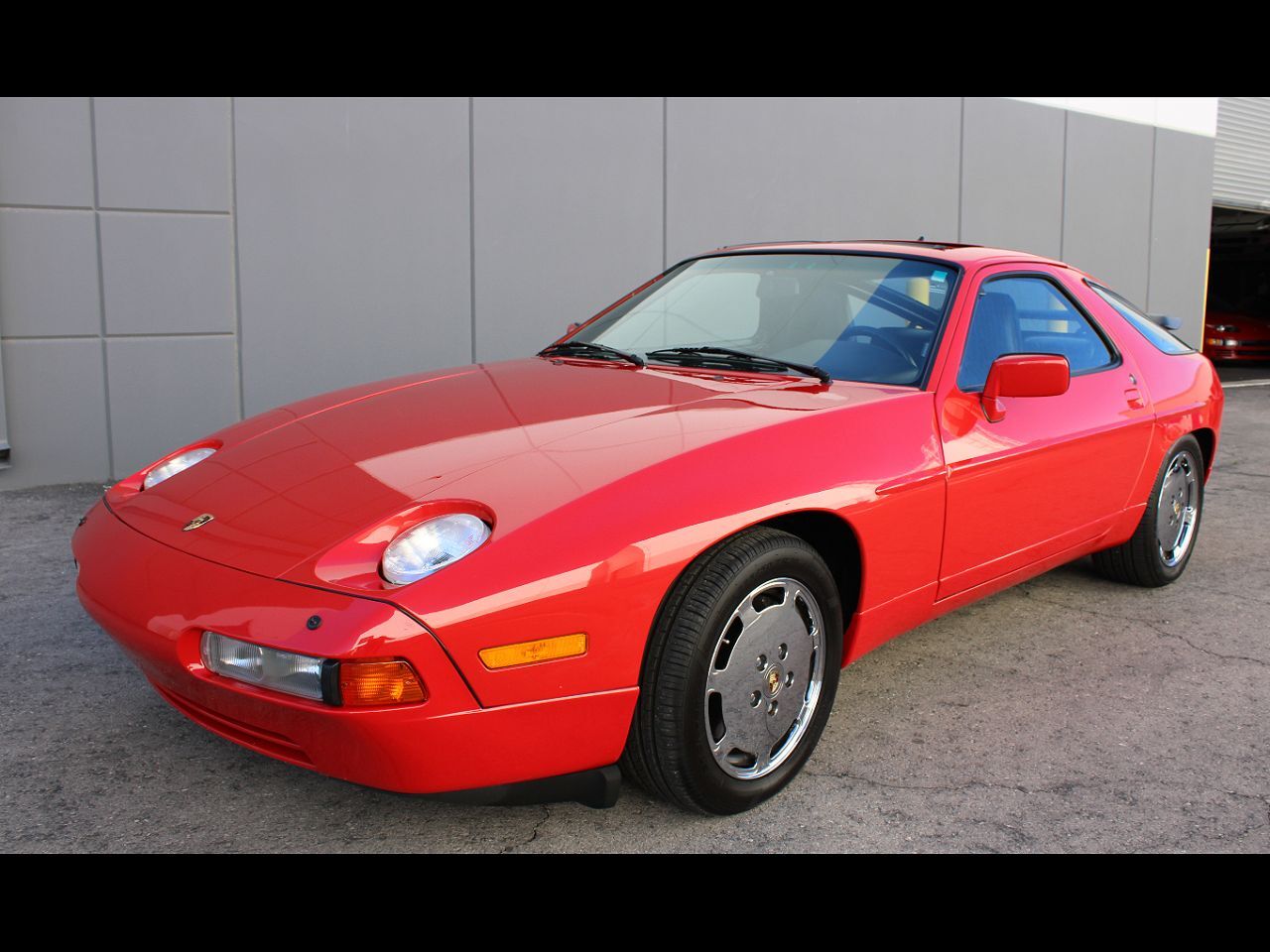 1989 PORSCHE 928