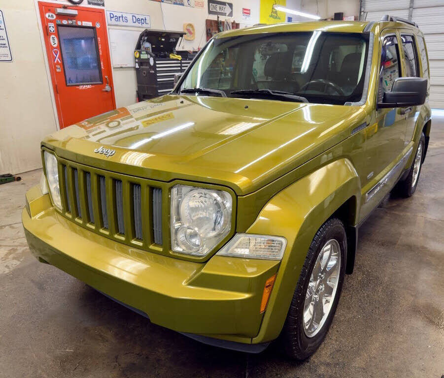 2012 JEEP Liberty