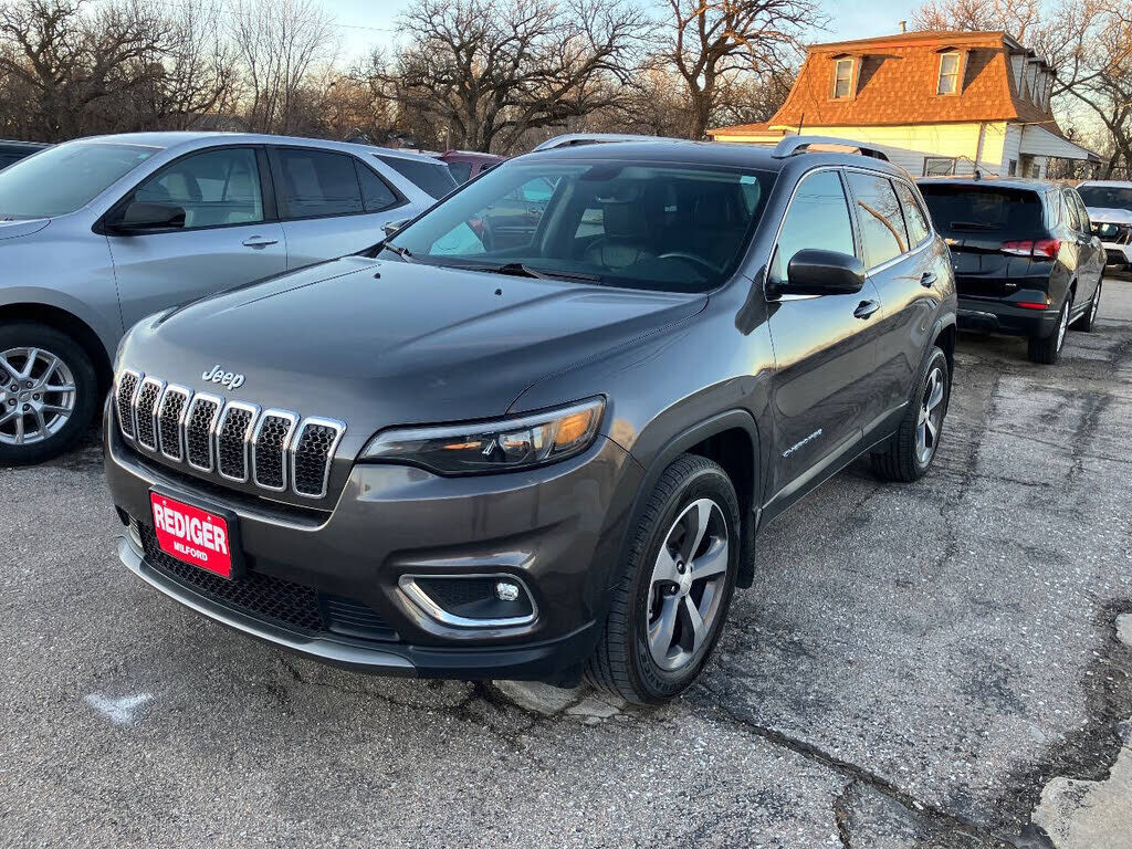2019 JEEP Cherokee