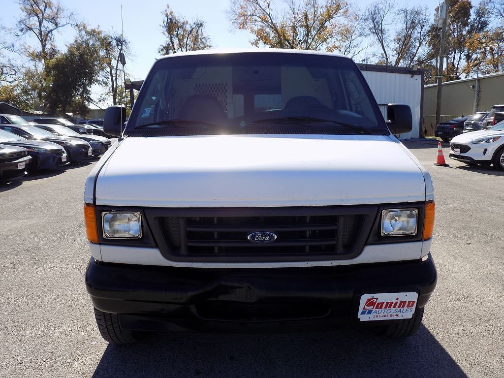 2005 FORD E-250