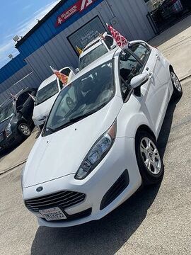 2015 FORD Fiesta