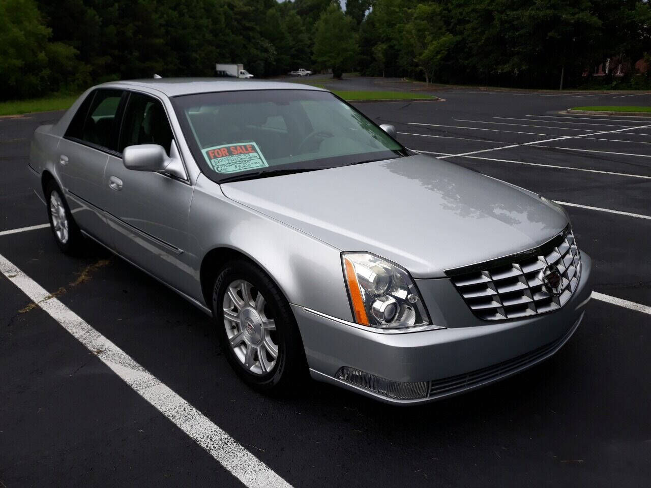 2010 CADILLAC DTS