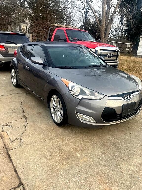 2013 HYUNDAI Veloster