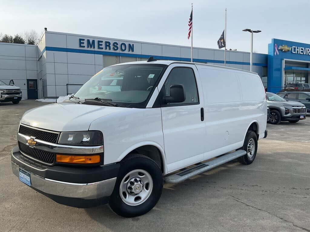 2024 CHEVROLET Express