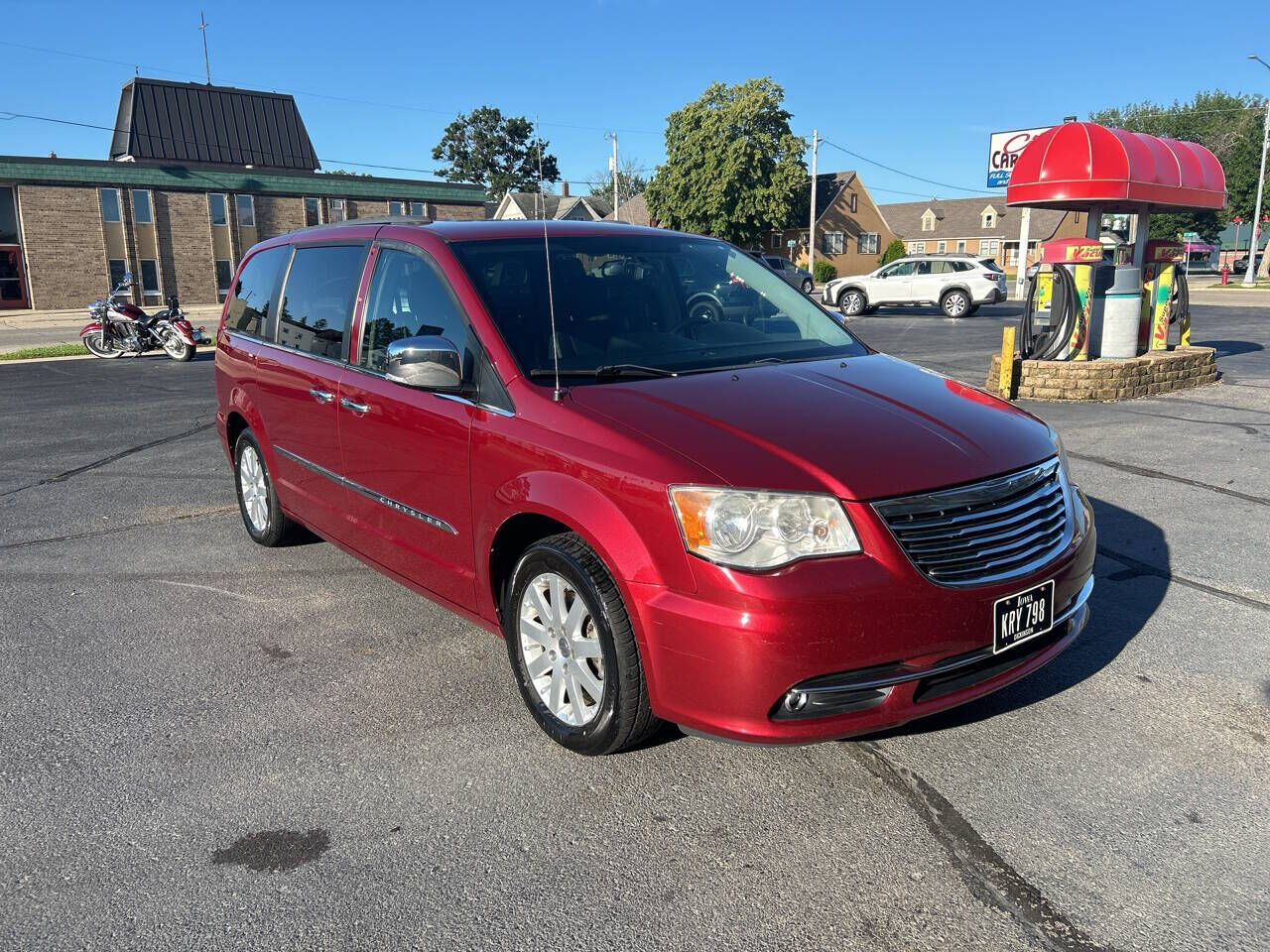 2012 CHRYSLER Town and Country